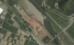 ���Ѳ�ǽ�ϰ�